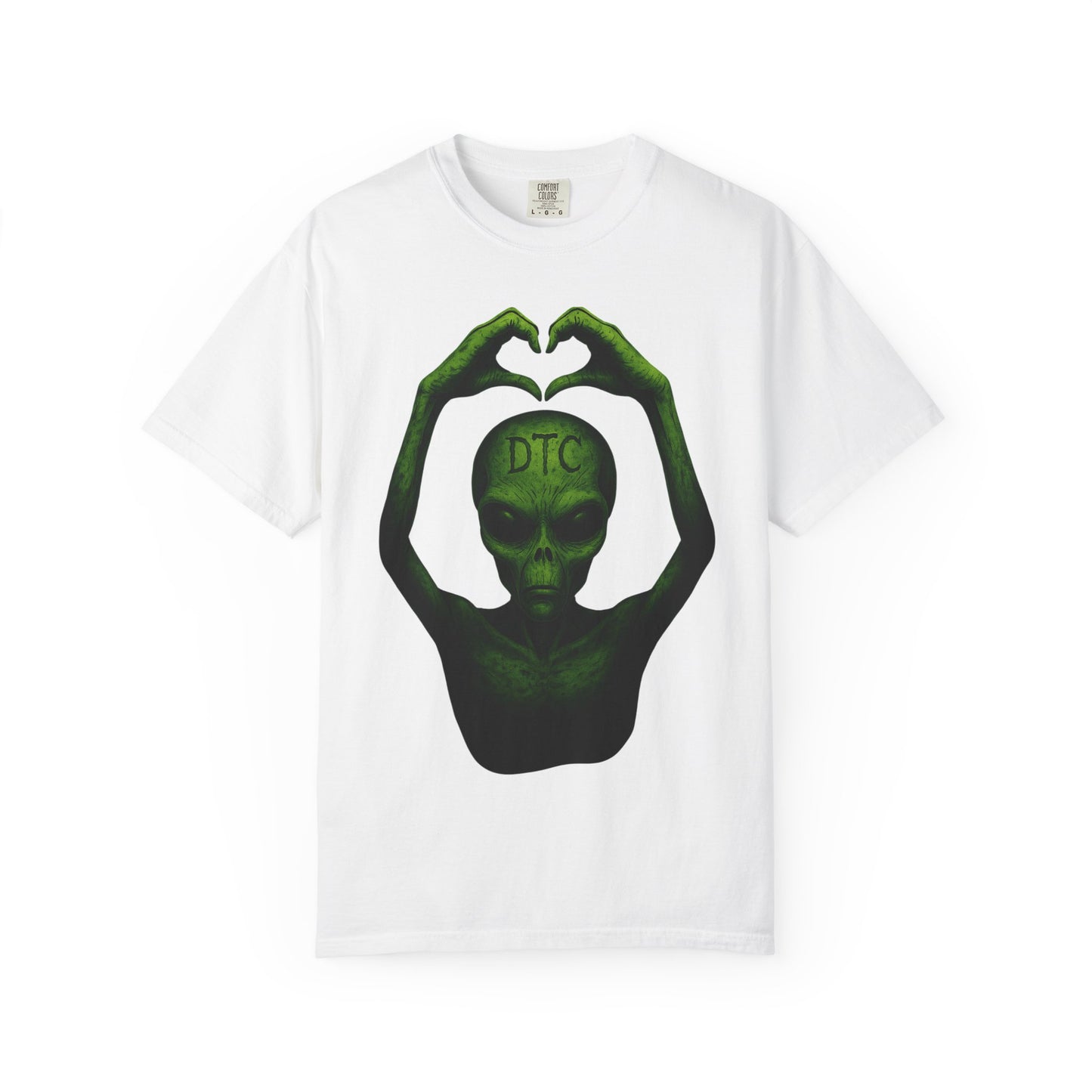 Alien Heart Horror Themed Graphic T-Shirt