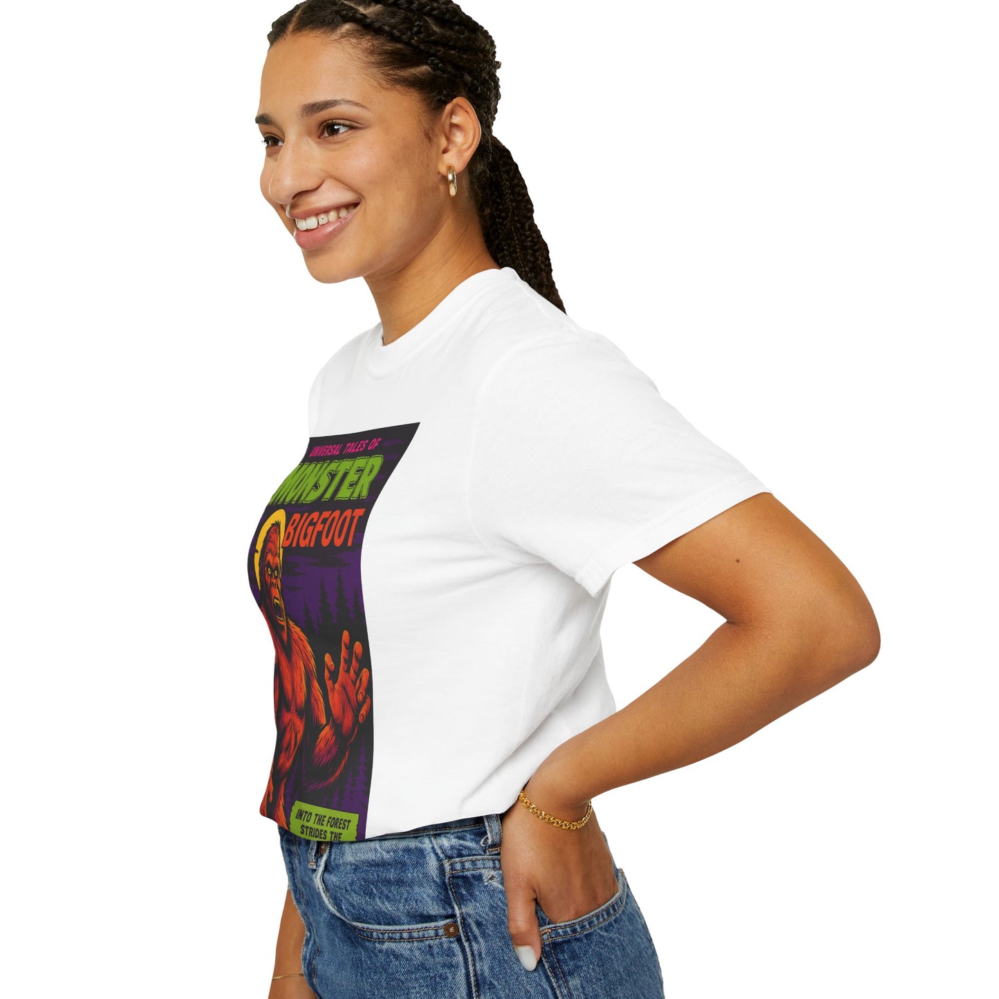 Bigfoot Horror Comic Book Style T-Shirt